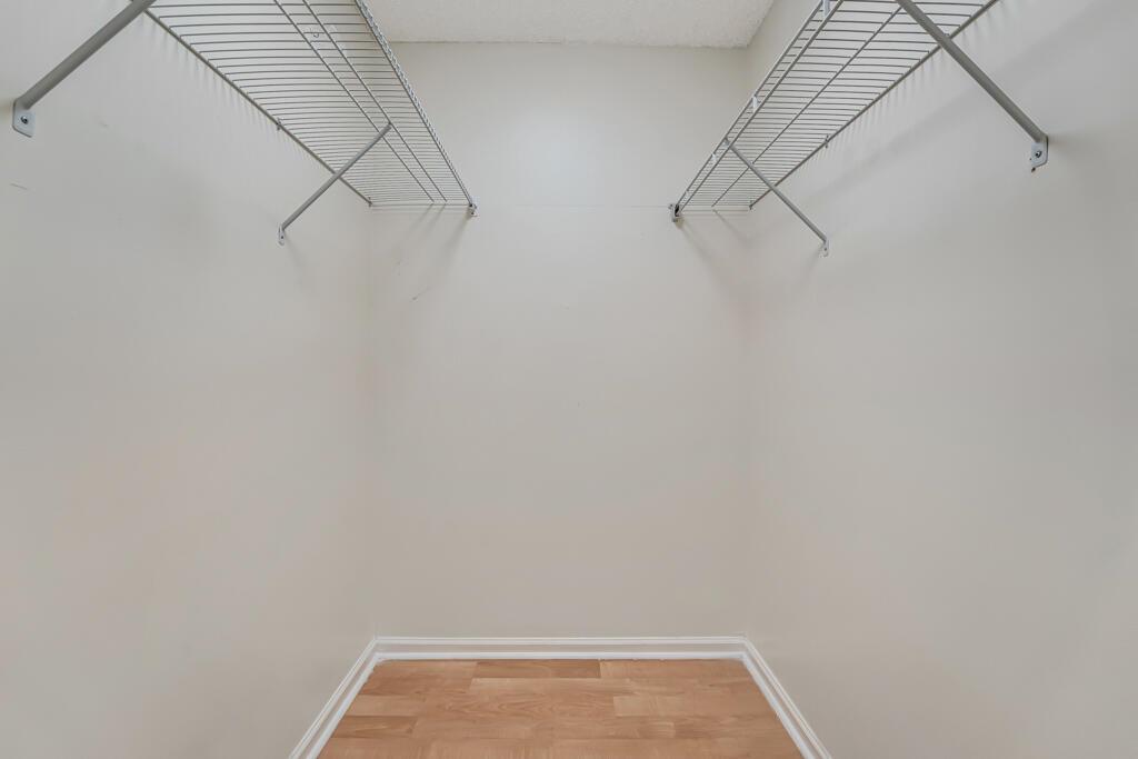 SUGAR POND MANOR OF WELLINGTONNLY - Residential Lease