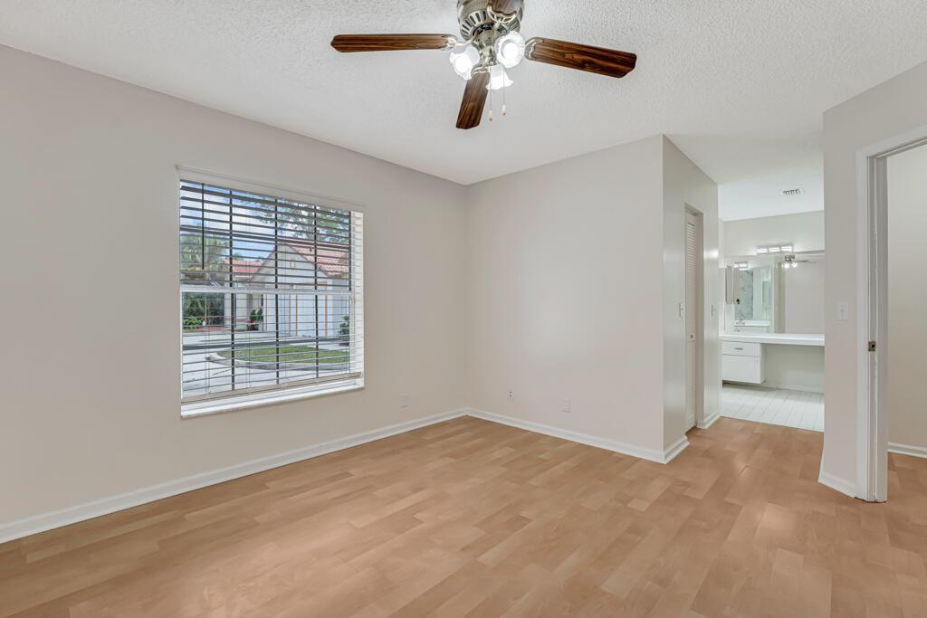 SUGAR POND MANOR OF WELLINGTONNLY - Residential Lease