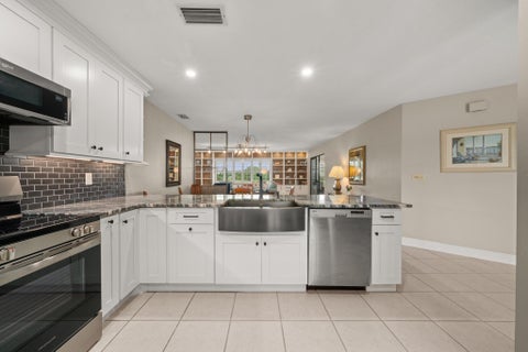 Tiny photo for 1456 S GOLFVIEW Drive, Avon Park, FL 33825 (MLS # B26062045)