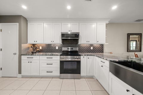 Tiny photo for 1456 S GOLFVIEW Drive, Avon Park, FL 33825 (MLS # B26062045)