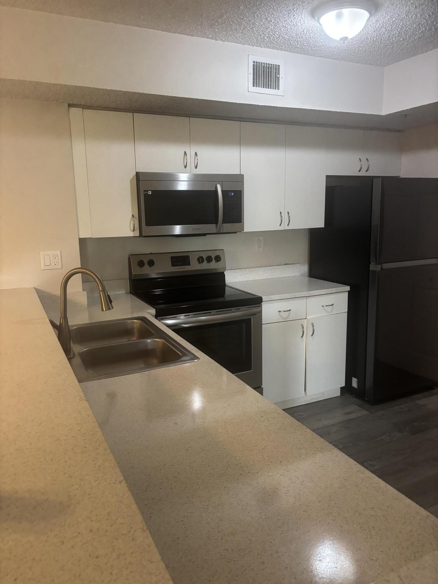 3844 Lyons Road 206