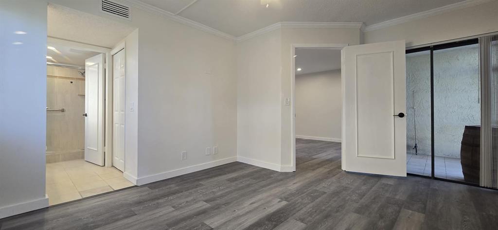 COURTYARD CONDOMINIUMS - Residential Lease