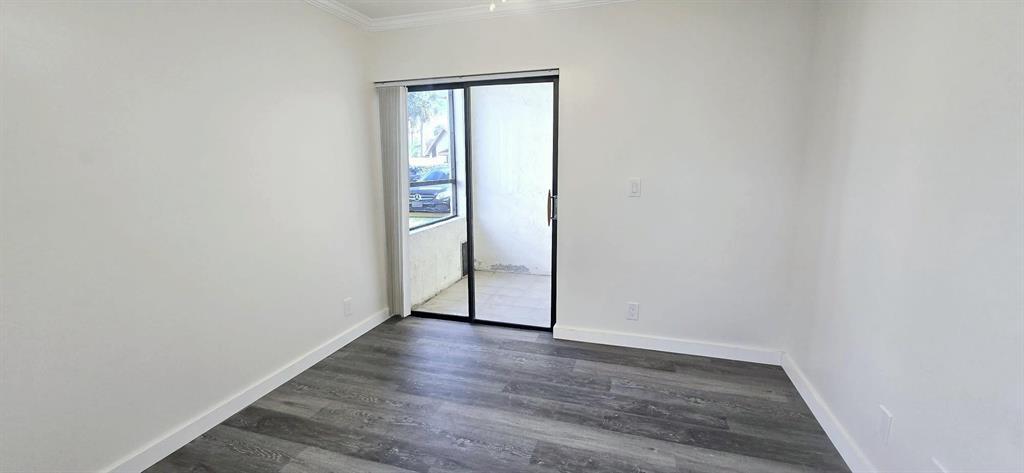 COURTYARD CONDOMINIUMS - Residential Lease