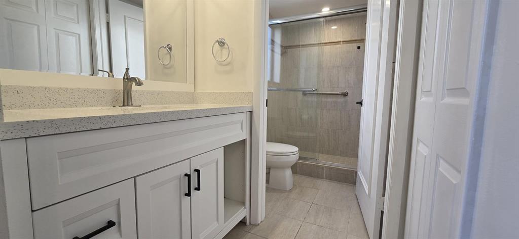 COURTYARD CONDOMINIUMS - Residential Lease