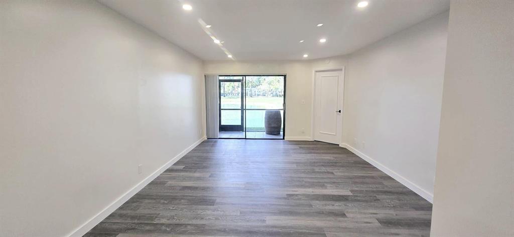 COURTYARD CONDOMINIUMS - Residential Lease