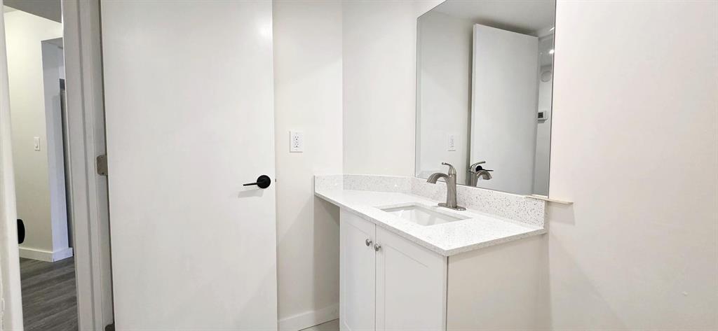 COURTYARD CONDOMINIUMS - Residential Lease