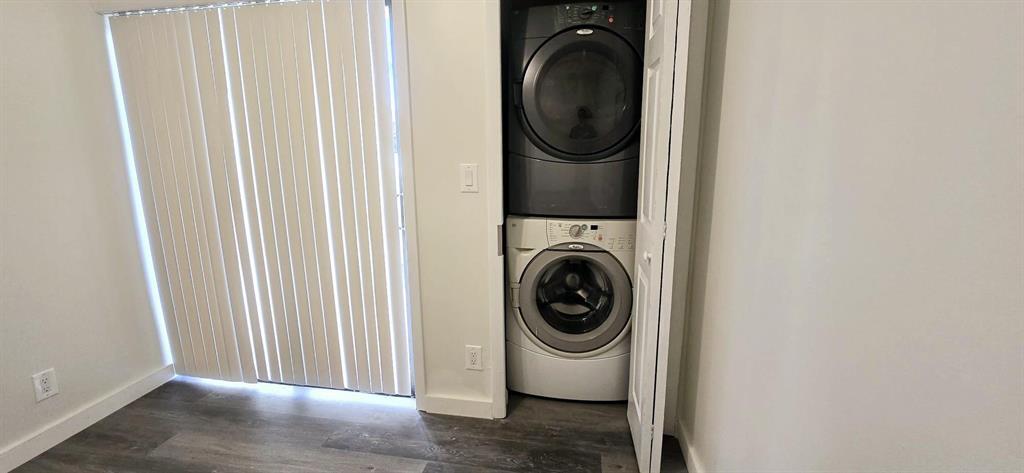 COURTYARD CONDOMINIUMS - Residential Lease