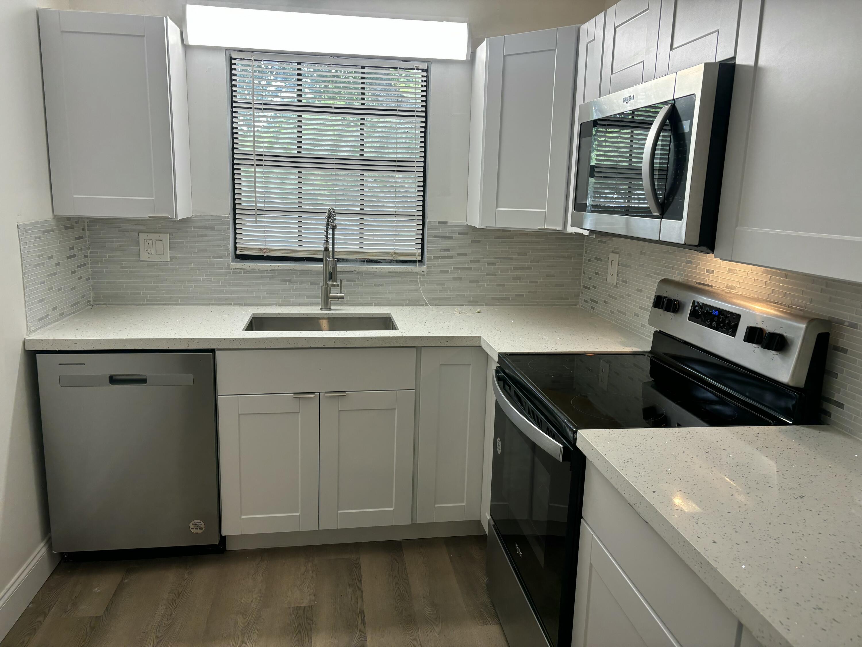 301 Olivewood Place Place O229