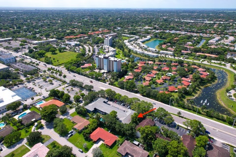 Tiny photo for 8968 W Sample Road #101, Coral Springs, FL 33065 (MLS # B26044285)