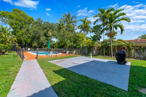 Tiny photo for 8968 W Sample Road #101, Coral Springs, FL 33065 (MLS # B26044285)