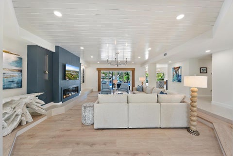 Tiny photo for 19 Island Road, Stuart, FL 34996 (MLS # B26088554)