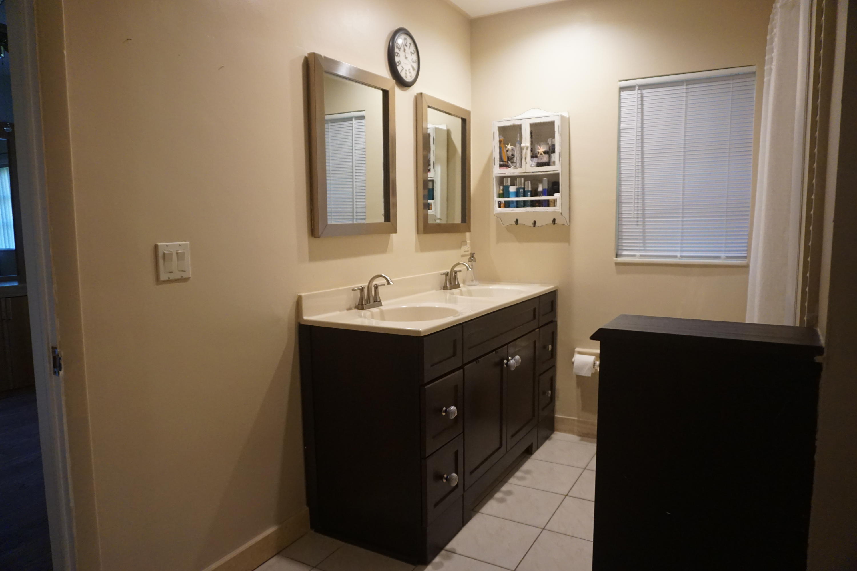 TROPIC ISLE - Residential