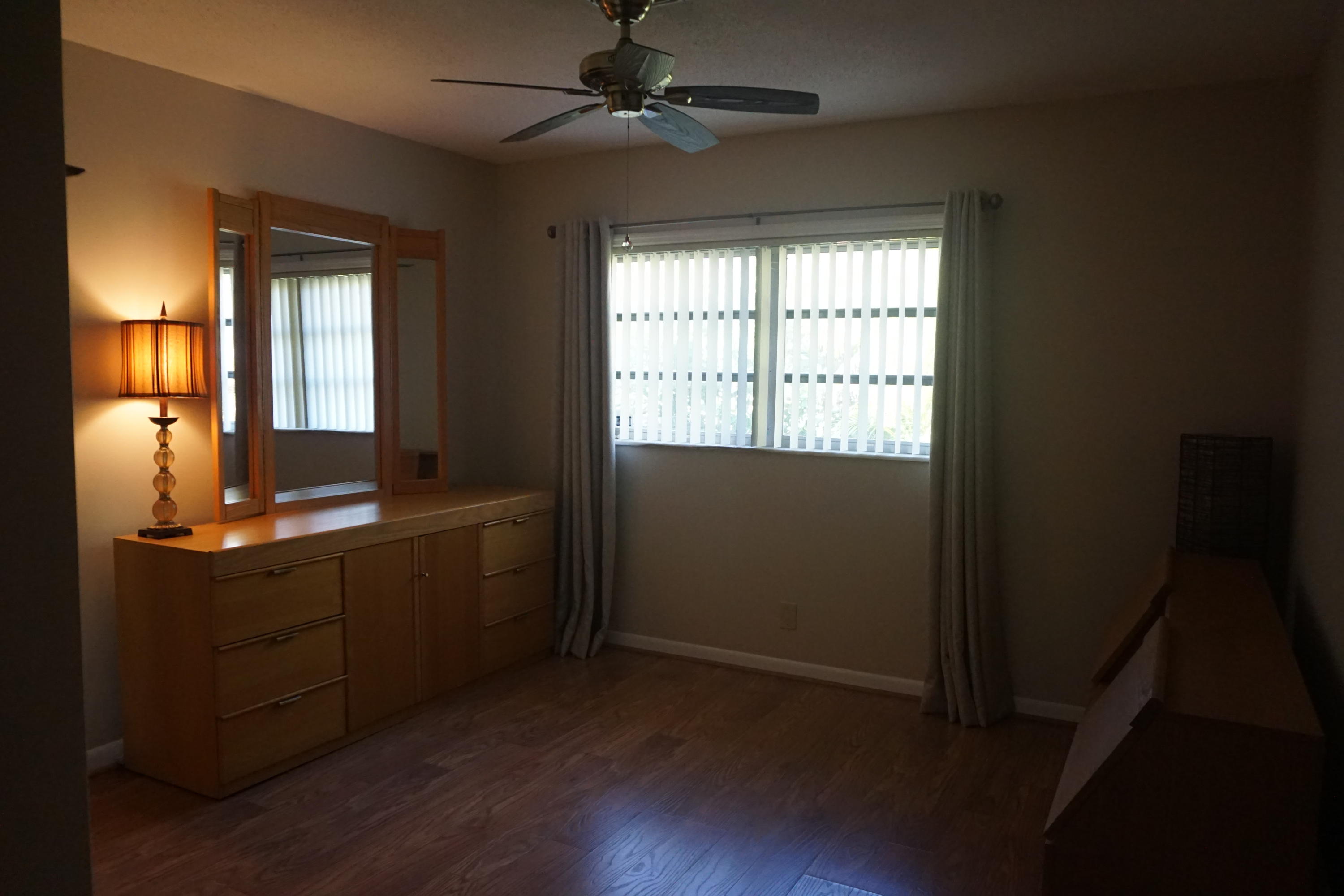 TROPIC ISLE - Residential