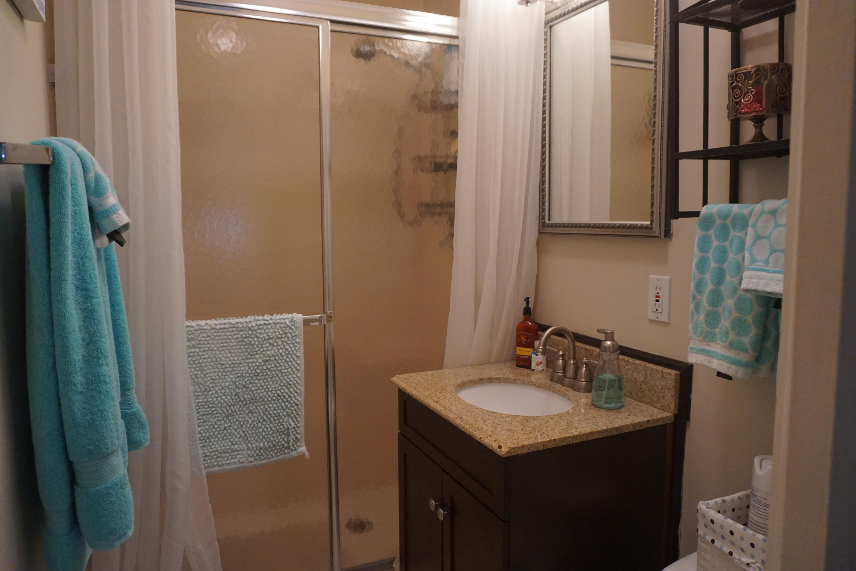 TROPIC ISLE - Residential