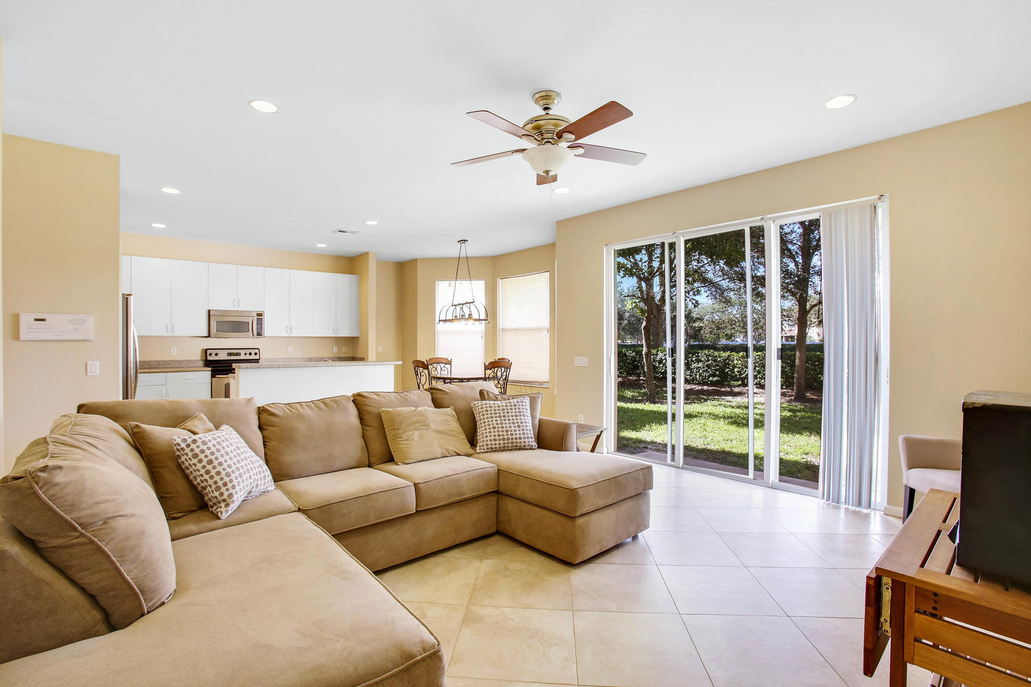 NAUTICA ISLES 3 - Residential