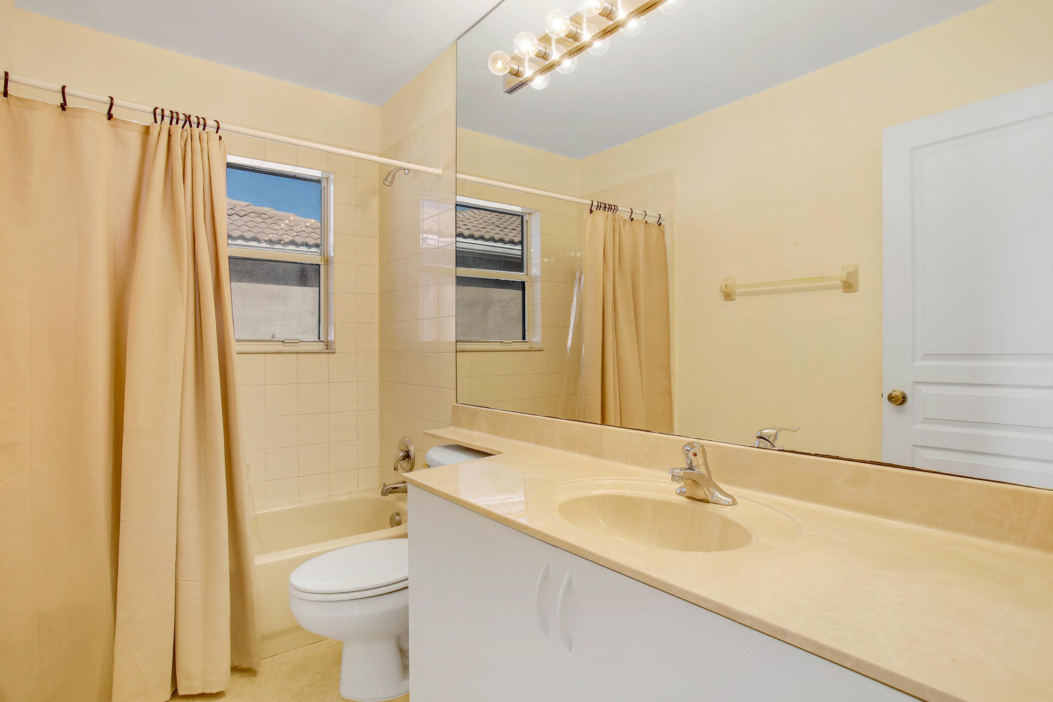 NAUTICA ISLES 3 - Residential