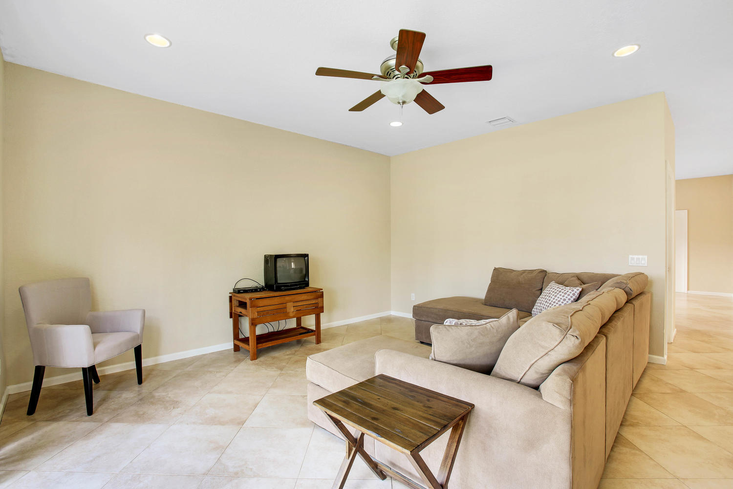 NAUTICA ISLES 3 - Residential