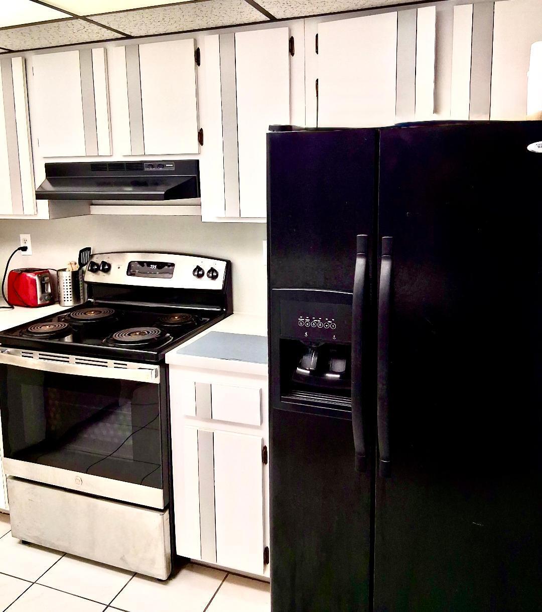 PARKVIEW PLAZA CONDO - Residential