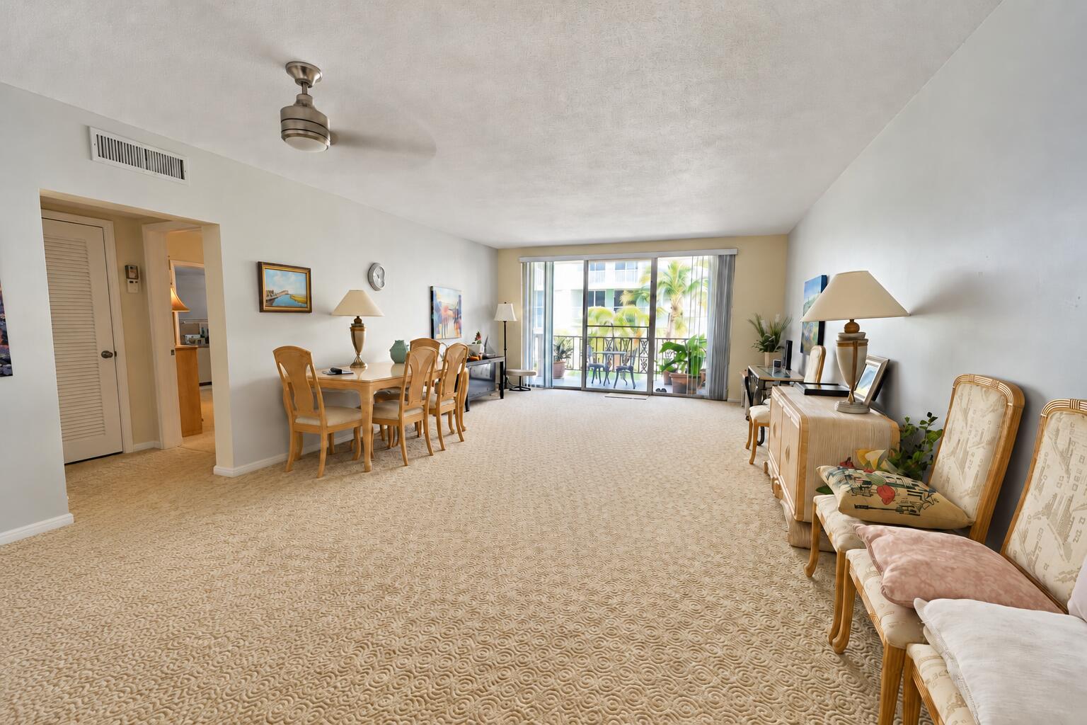1 S Lakeside Drive C5