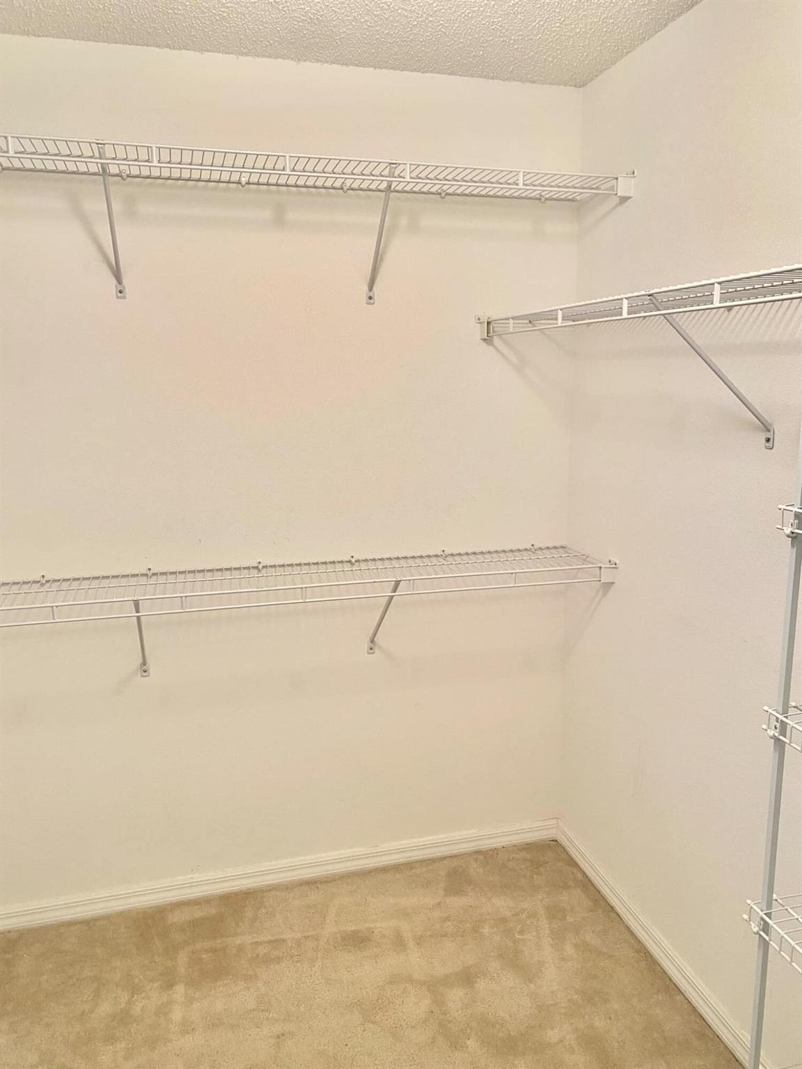 PORT ST LUCIE SECTION 4 - Residential Lease