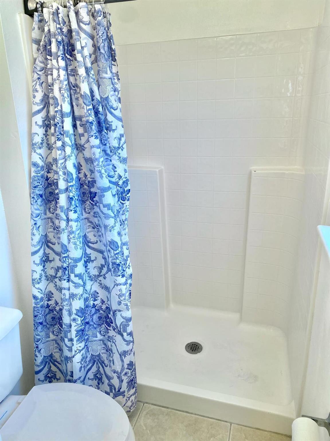 PORT ST LUCIE SECTION 4 - Residential Lease