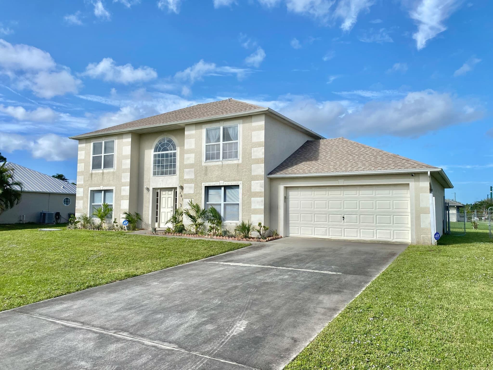 PORT ST LUCIE SECTION 4 - Residential Lease