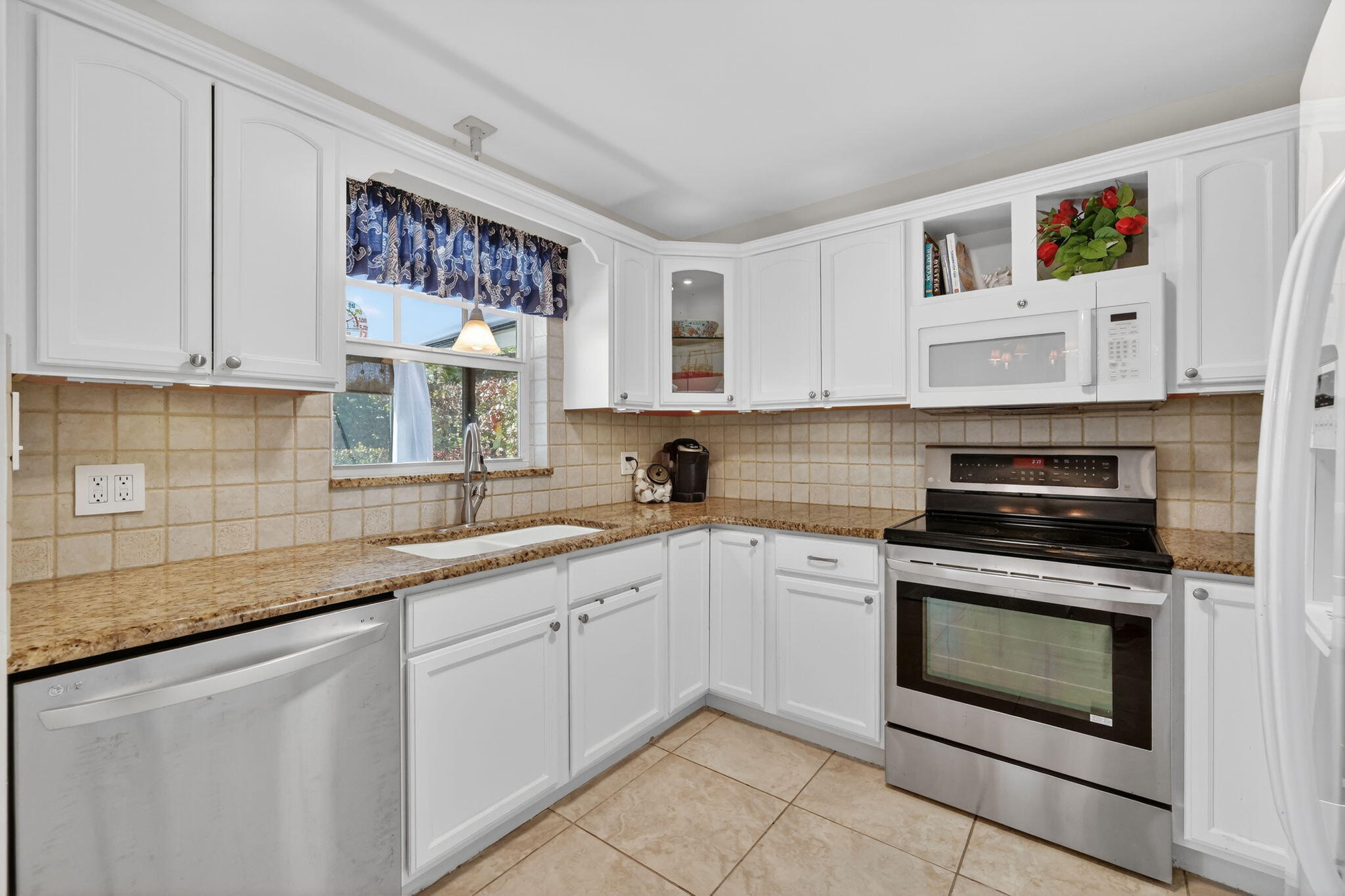 SARITA ADDITION TO BROADWAY SECTION - Residential