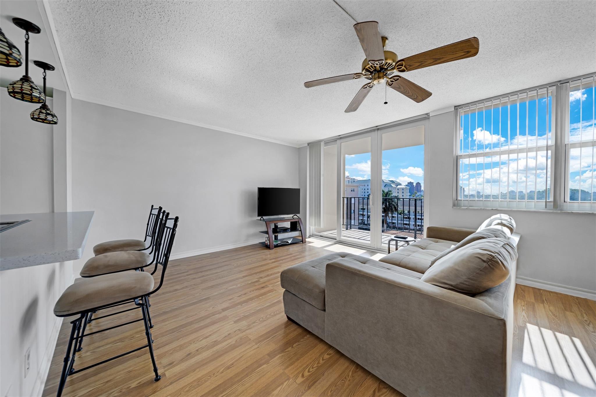 2881 NE 33rd Ct 6G, Fort Lauderdale, FL, 33306/$276,000 4 2881 NE 33rd Ct 6G