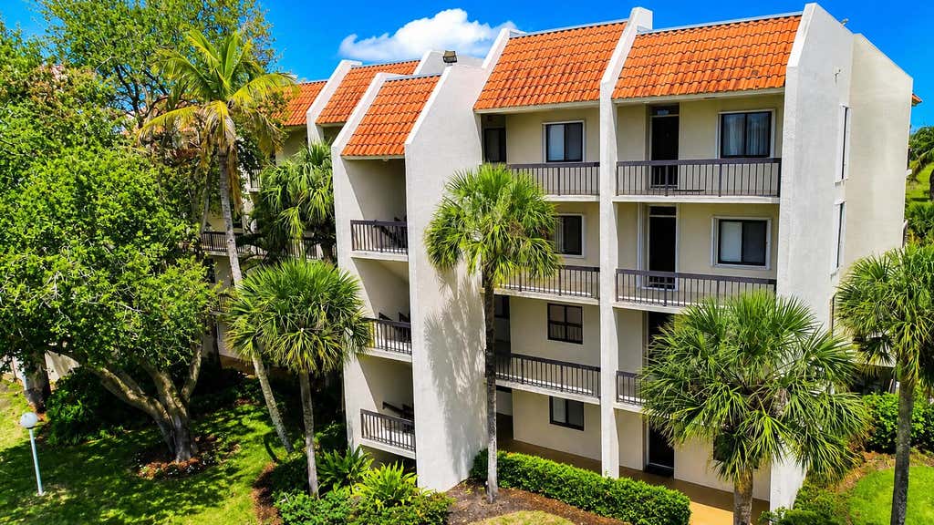 Photo of 3050 Presidential Way #205, West Palm Beach, FL 33401 (MLS # B26029390)