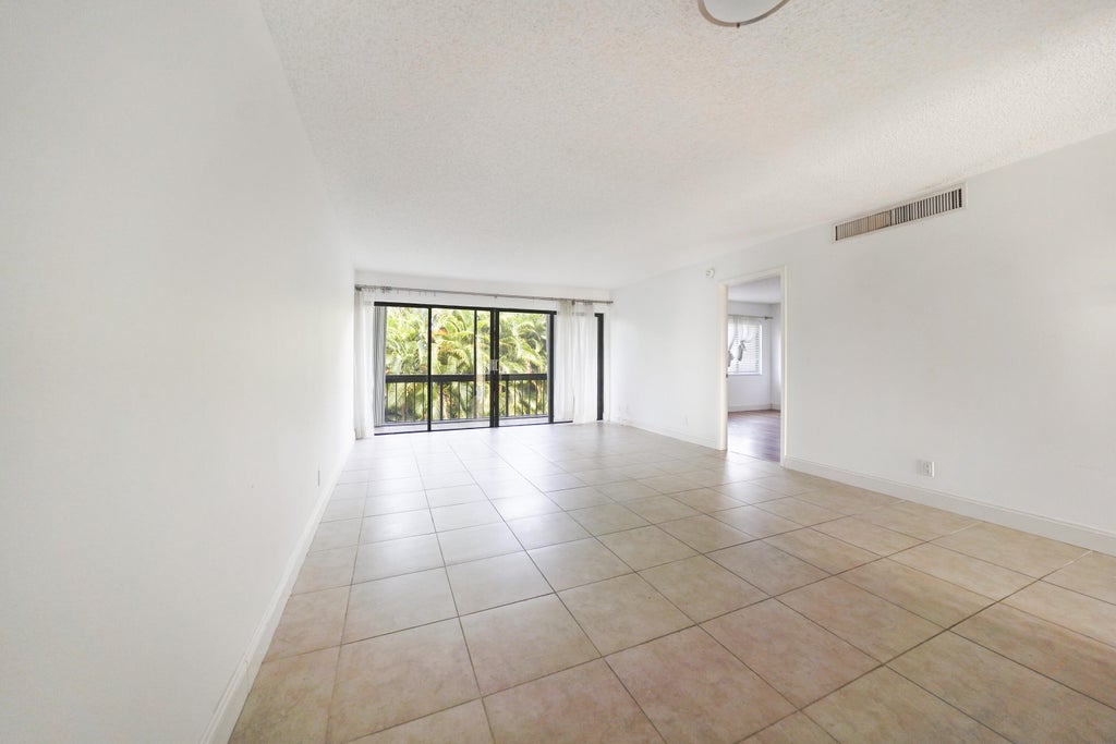 Photo of 3050 Presidential Way #205, West Palm Beach, FL 33401 (MLS # B26029390)