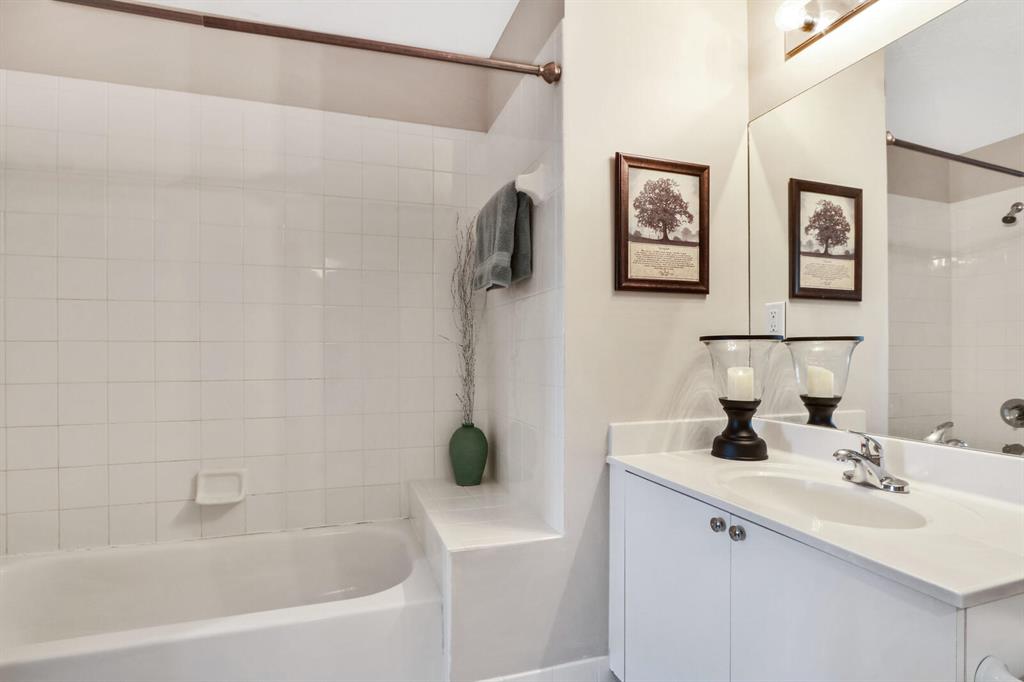 VILLAGE AT ABACOA CONDO - Residential