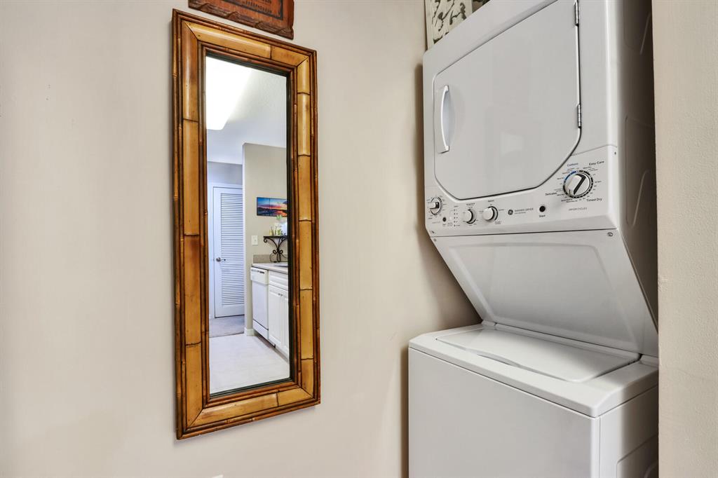 VILLAGE AT ABACOA CONDO - Residential