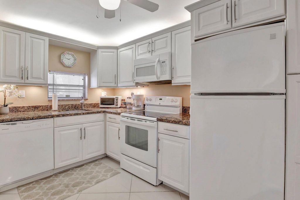 Photo of 8930 S Hollybrook Boulevard #201, Pembroke Pines, FL 33025 (MLS # F10448930)