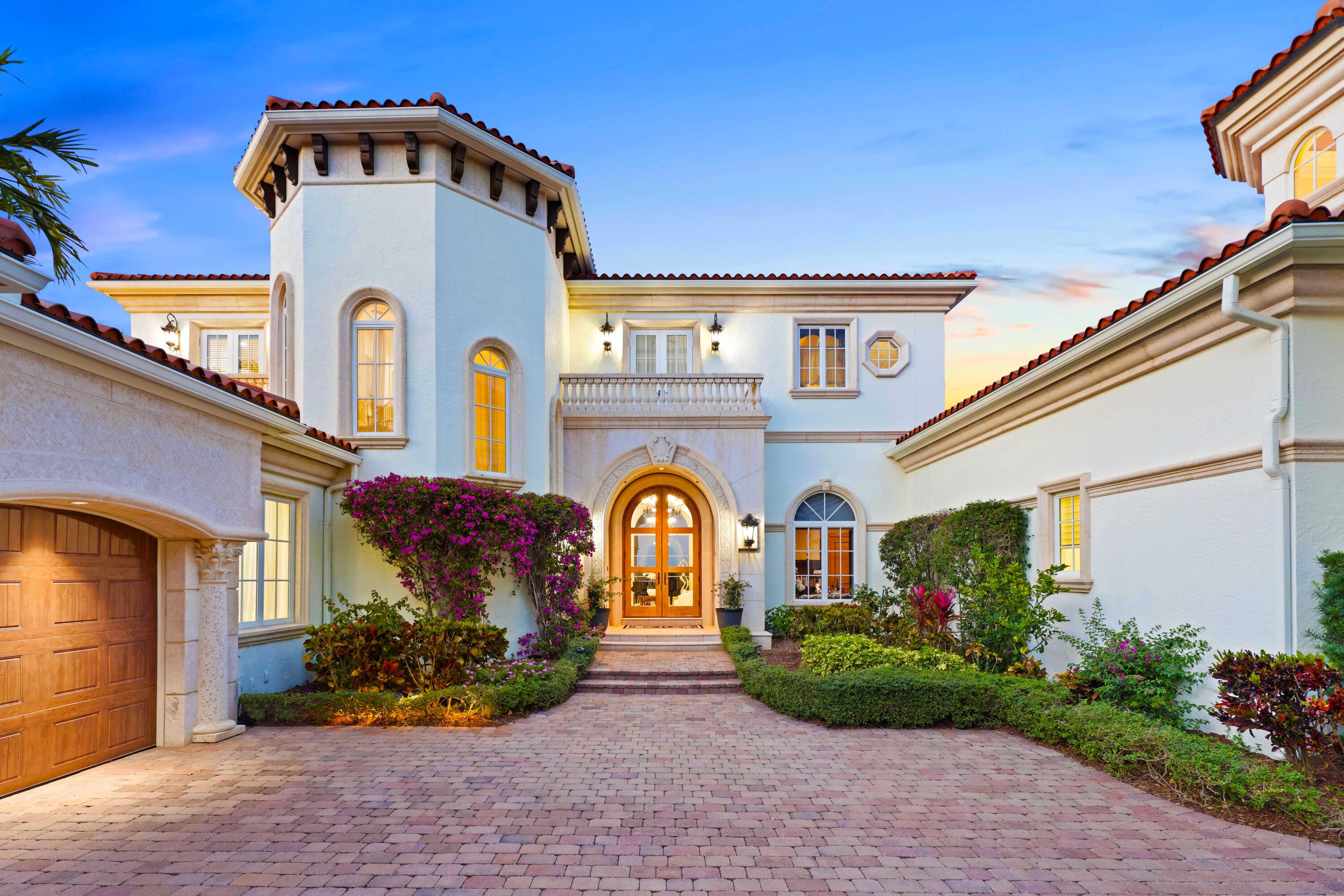 SANCTUARY BAY - Residential