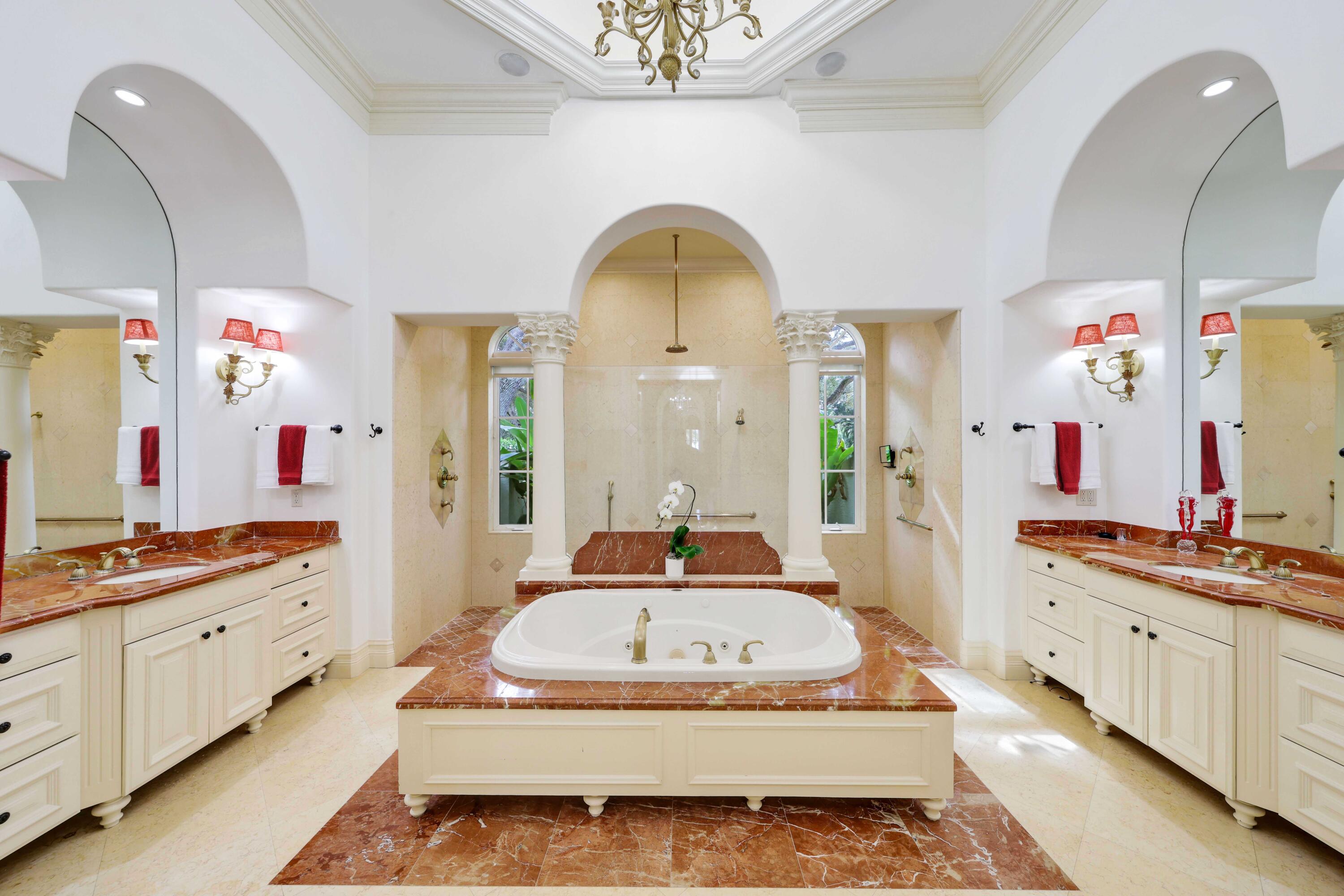 SANCTUARY BAY - Residential