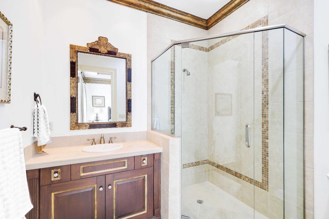 SANCTUARY BAY - Residential