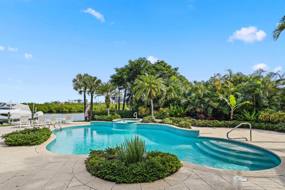 SANCTUARY BAY - Residential