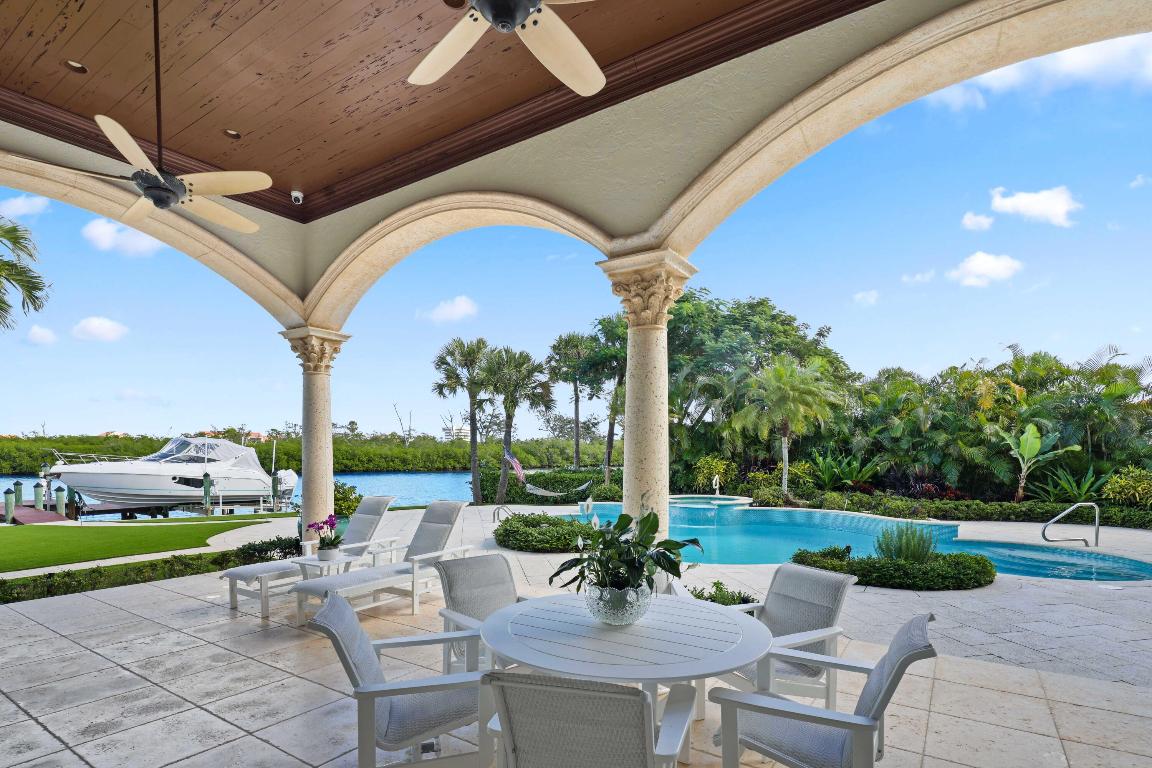 SANCTUARY BAY - Residential