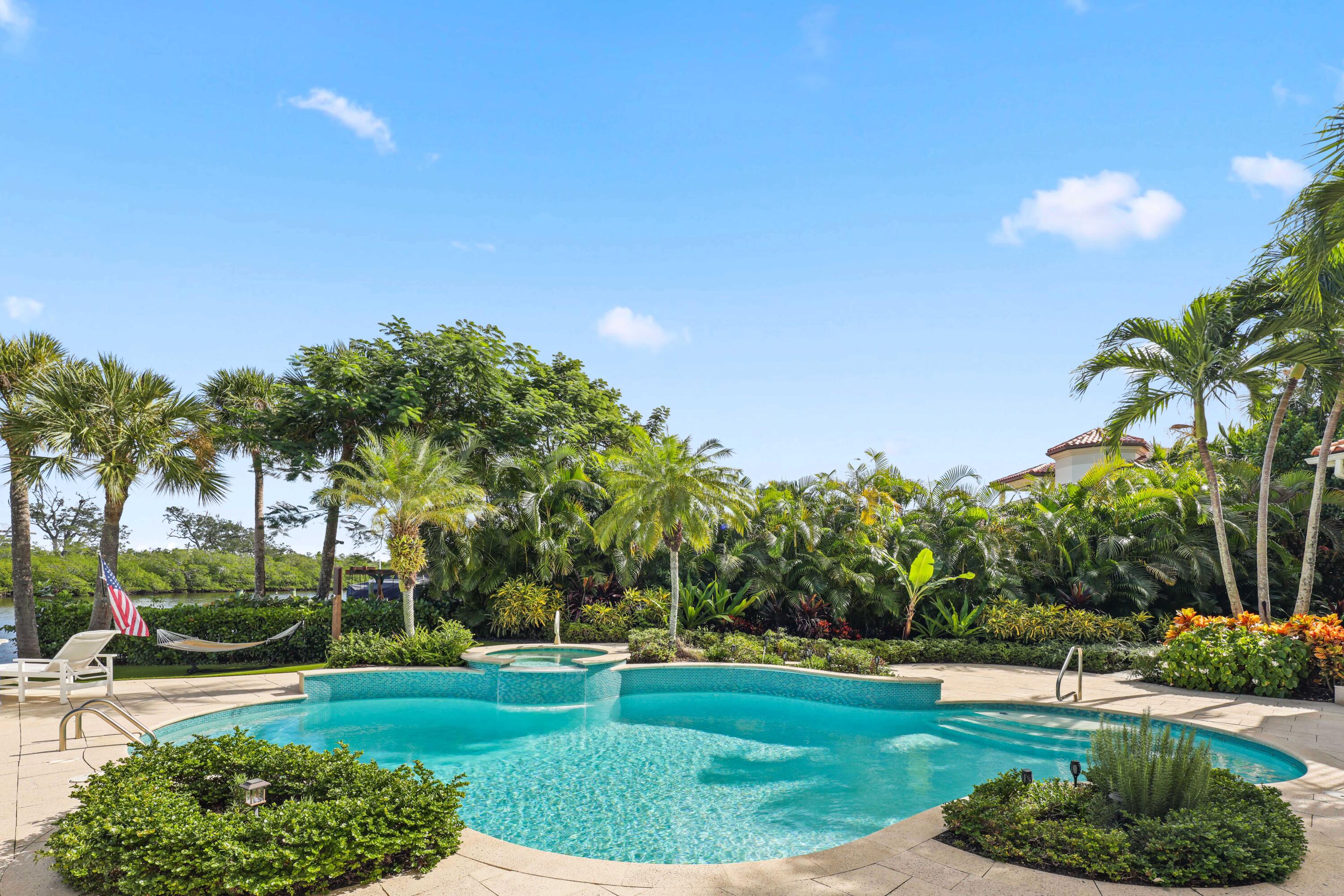 SANCTUARY BAY - Residential