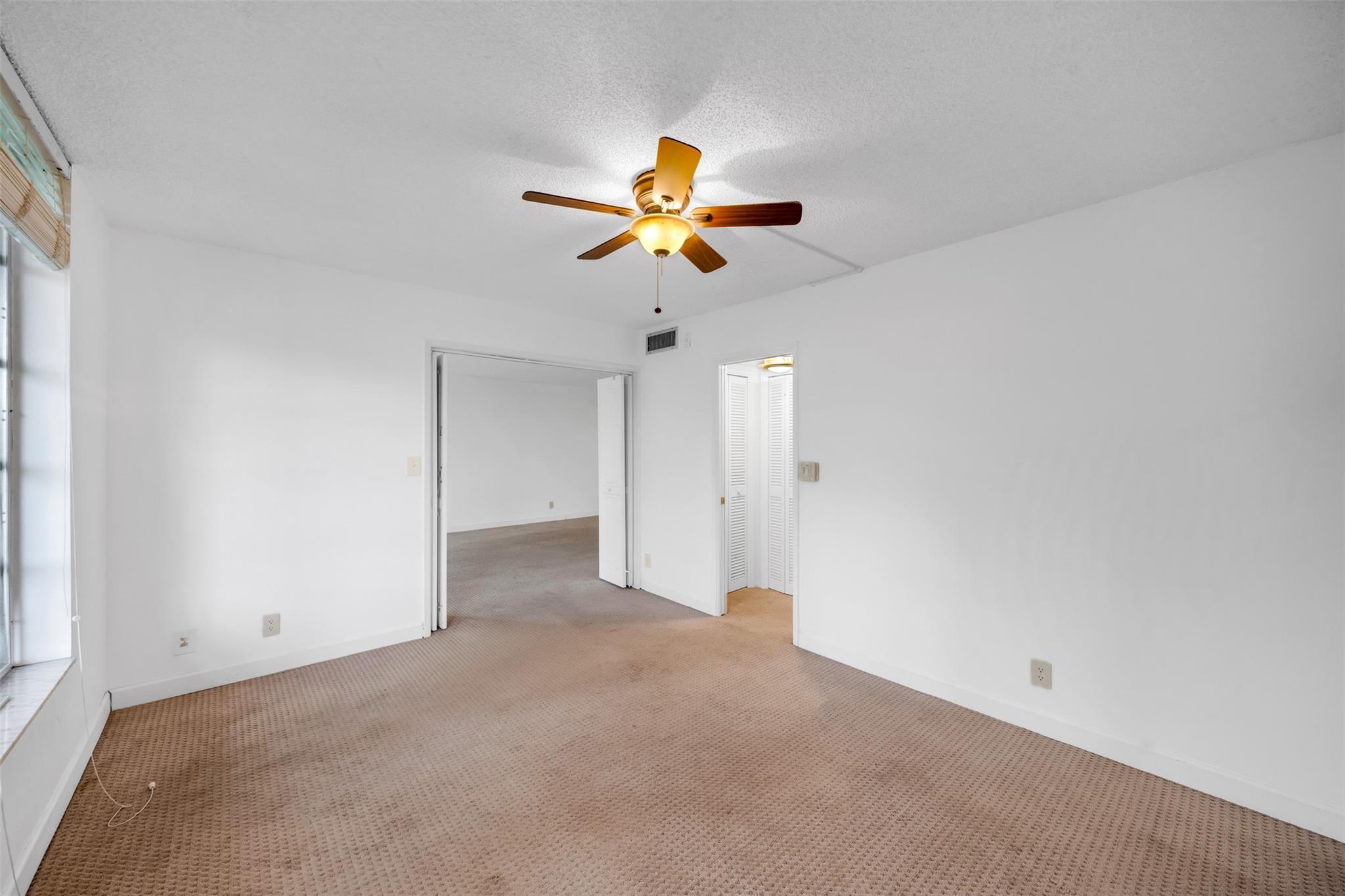 No 34 Palm-Aire Country C - Residential Lease