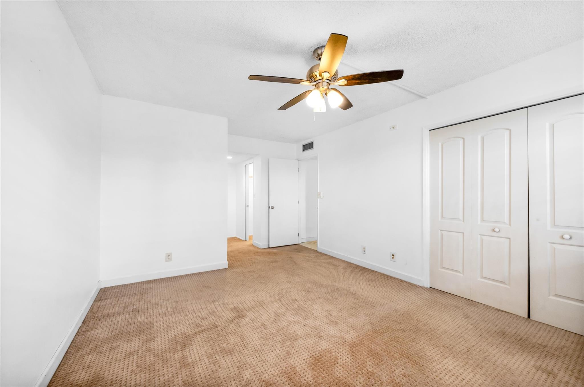 No 34 Palm-Aire Country C - Residential Lease