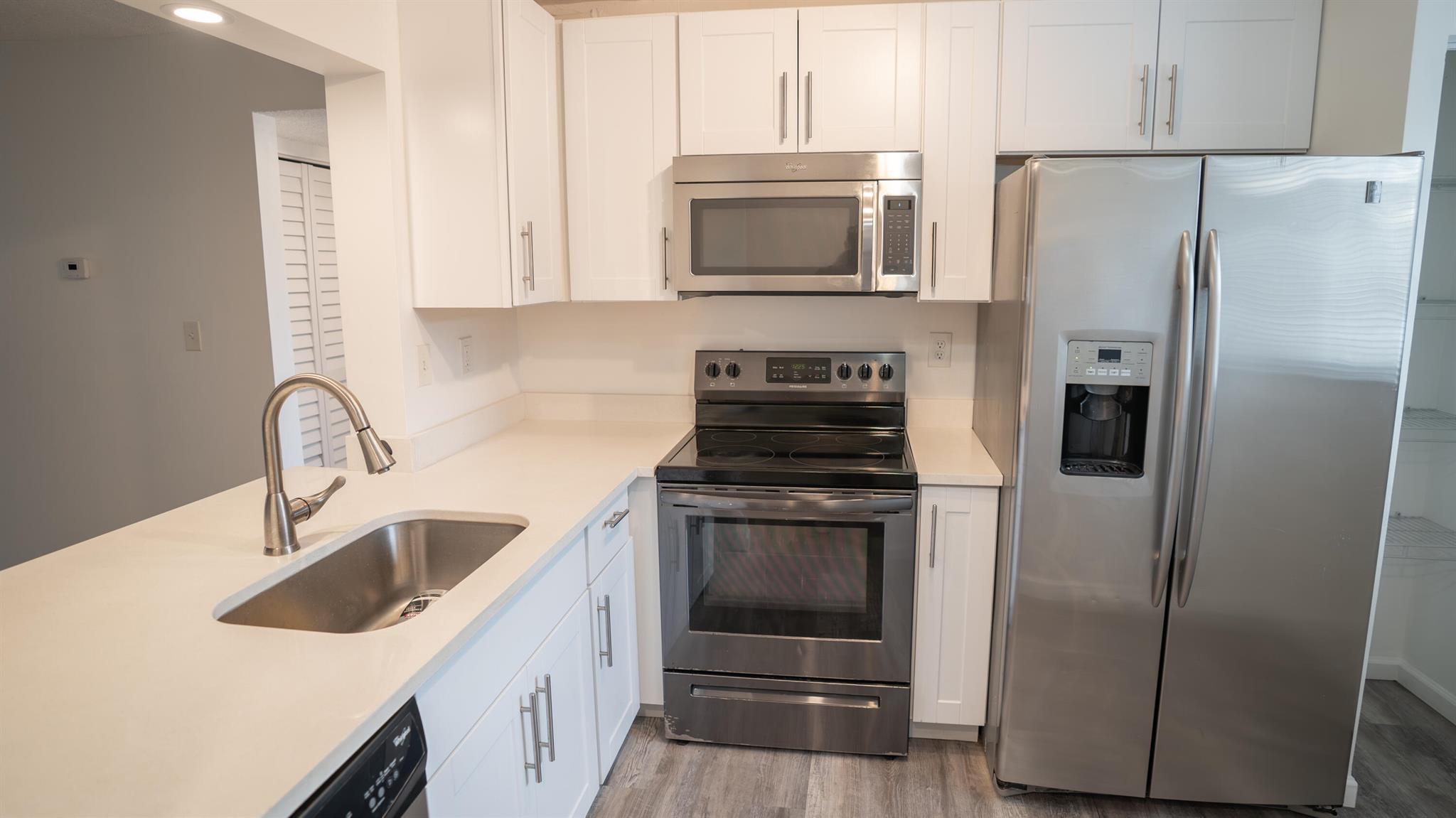MALIBU CLUB CONDO - Residential Lease