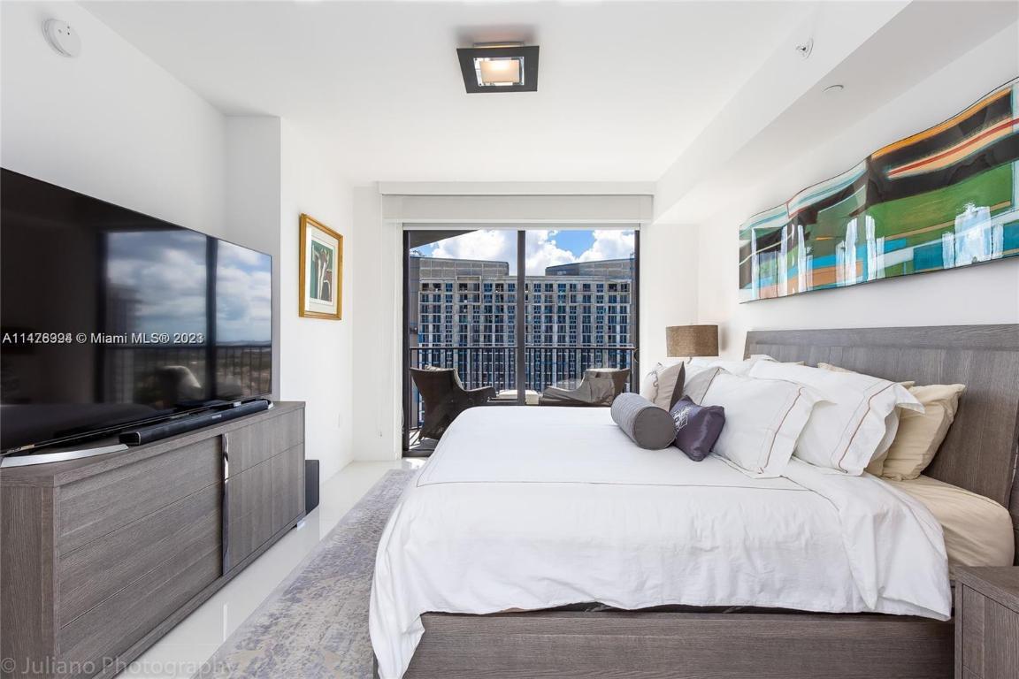 5252 PASEO CONDO - Residential