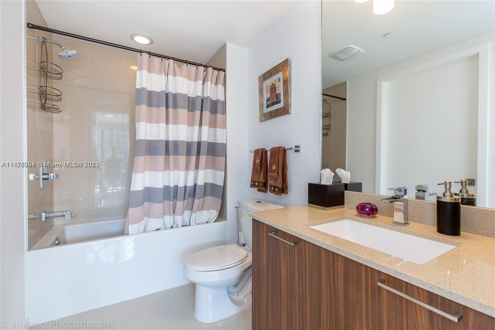 5252 PASEO CONDO - Residential