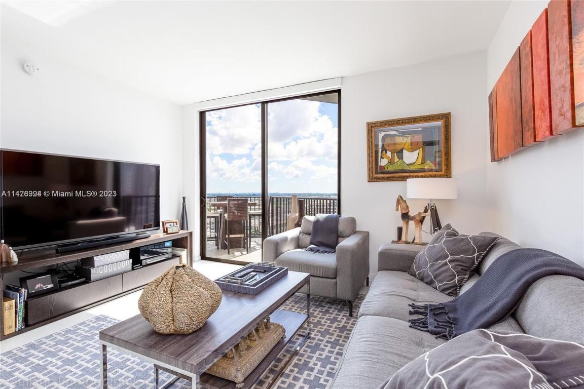 5252 PASEO CONDO - Residential