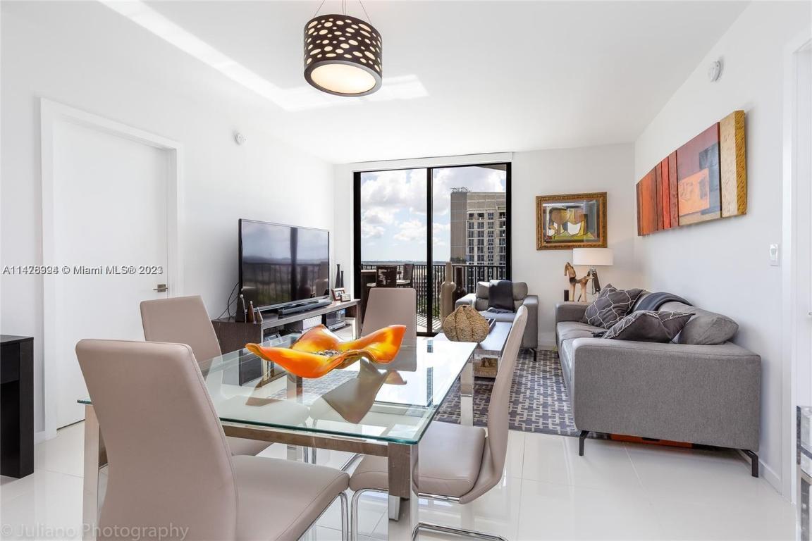 5252 PASEO CONDO - Residential