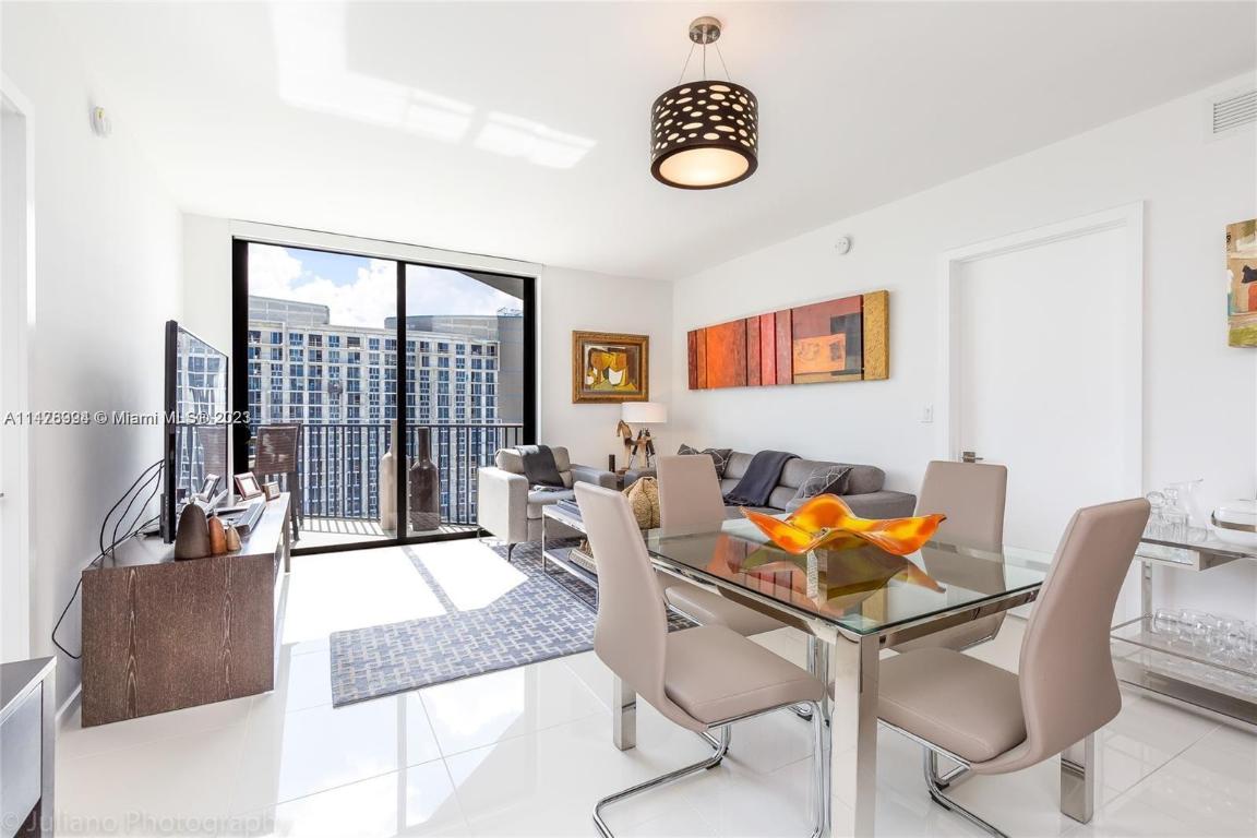 5252 PASEO CONDO - Residential