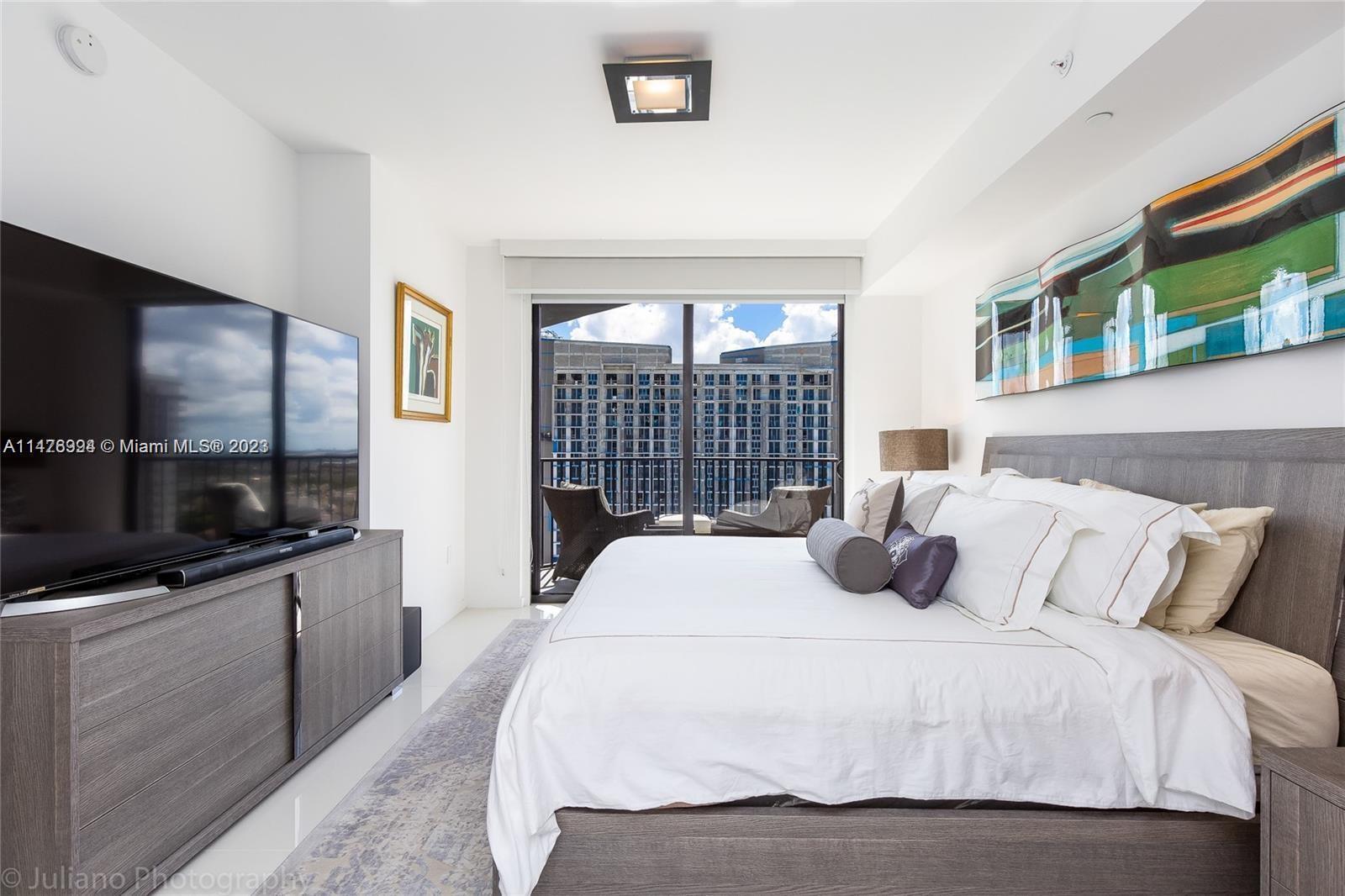 5252 PASEO CONDO - Residential