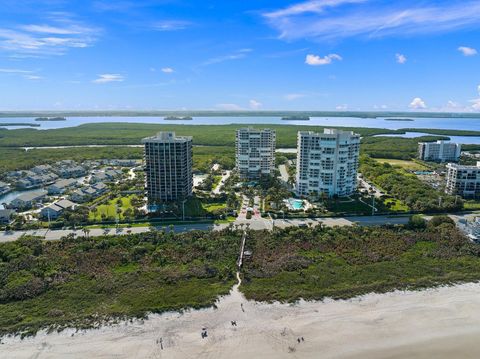 A home in Hutchinson Island