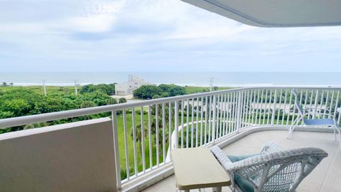 A home in Hutchinson Island